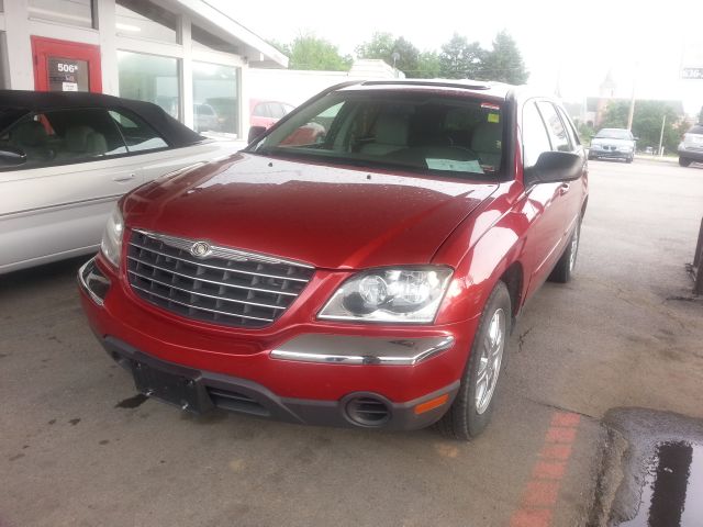 Chrysler Pacifica 2006 photo 2