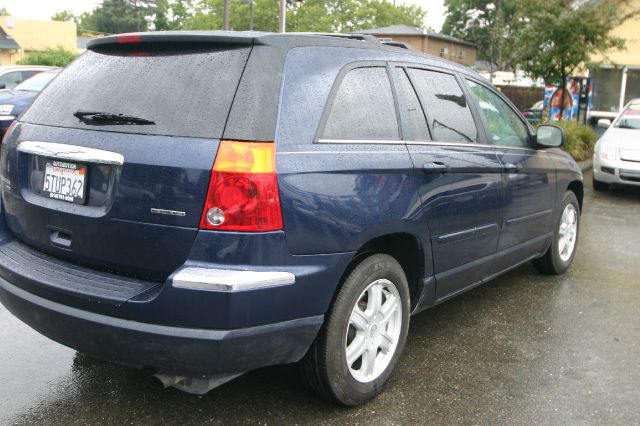 Chrysler Pacifica 2006 photo 1