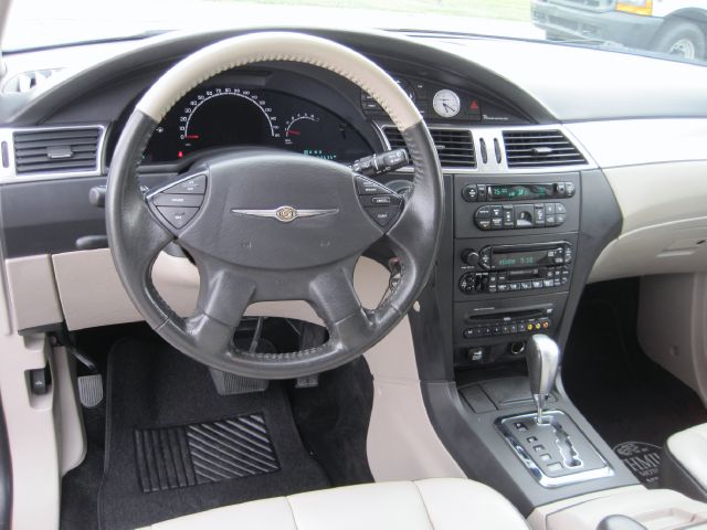 Chrysler Pacifica 2006 photo 18