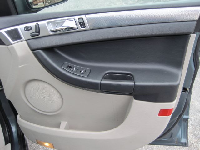 Chrysler Pacifica 2006 photo 19