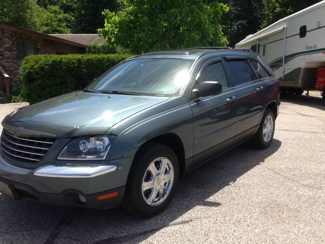 Chrysler Pacifica 2006 photo 2