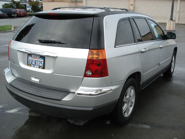 Chrysler Pacifica 2006 photo 3