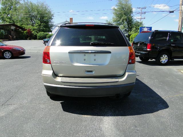 Chrysler Pacifica 2006 photo 17