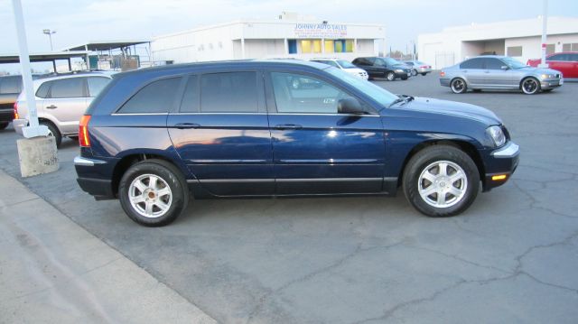 Chrysler Pacifica 2006 photo 2