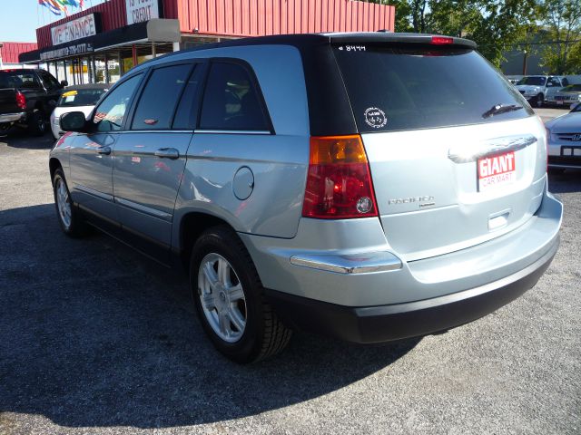 Chrysler Pacifica 2006 photo 4