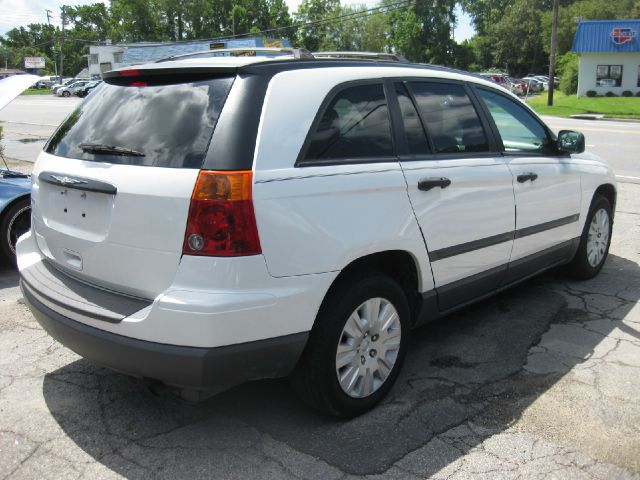 Chrysler Pacifica 2006 photo 3