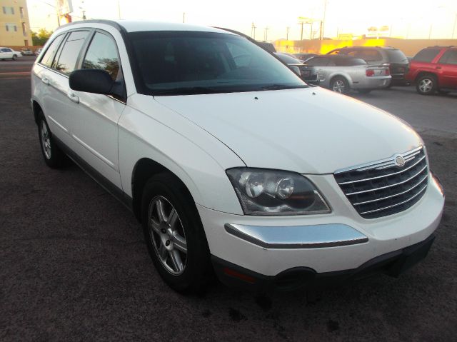 Chrysler Pacifica 2006 photo 3