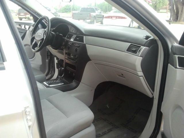 Chrysler Pacifica 2007 photo 2