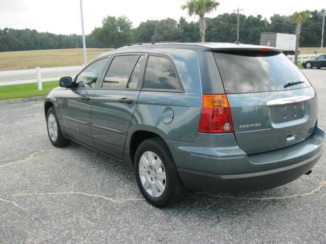 Chrysler Pacifica 2007 photo 2