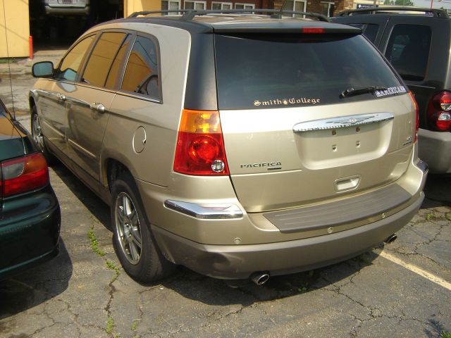 Chrysler Pacifica 2007 photo 3