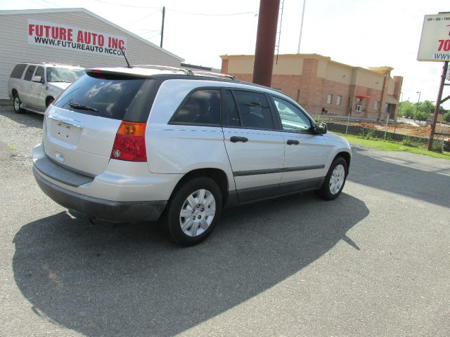 Chrysler Pacifica 2007 photo 3