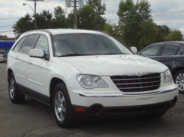 Chrysler Pacifica 2007 photo 2