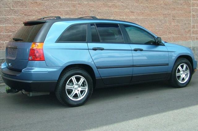 Chrysler Pacifica 2007 photo 2