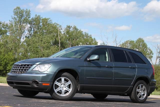 Chrysler Pacifica 2007 photo 2