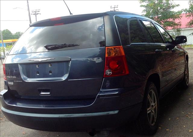 Chrysler Pacifica 2007 photo 2