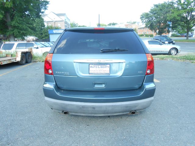 Chrysler Pacifica 2007 photo 2