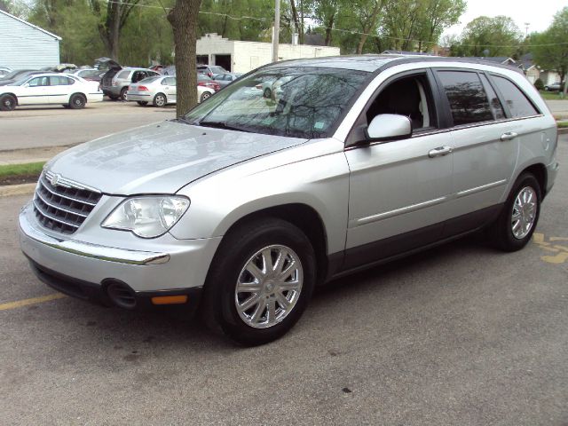 Chrysler Pacifica 2007 photo 2