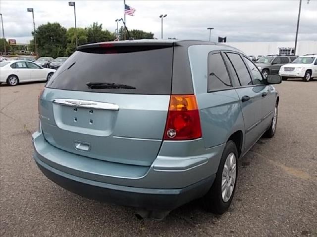 Chrysler Pacifica 2008 photo 2