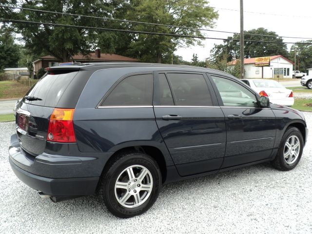 Chrysler Pacifica 2008 photo 2