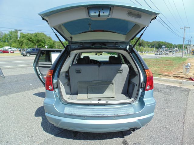 Chrysler Pacifica 2008 photo 17