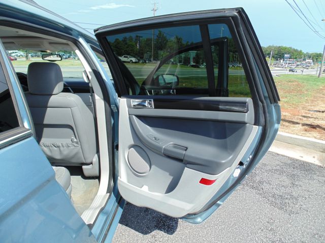 Chrysler Pacifica 2008 photo 18