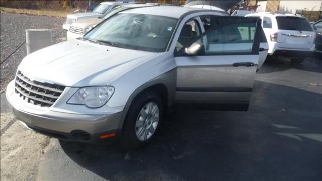 Chrysler Pacifica 2008 photo 2