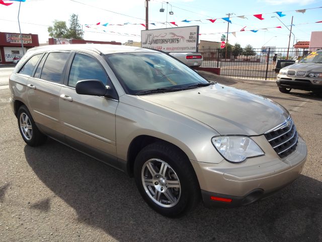 Chrysler Pacifica 2008 photo 2