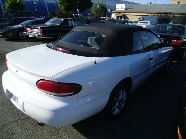 Chrysler Sebring 1997 photo 2