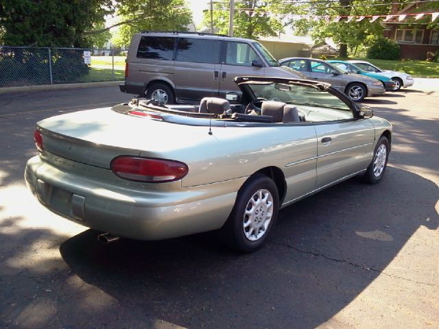 Chrysler Sebring 2000 photo 1