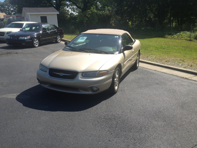 Chrysler Sebring 2000 photo 2