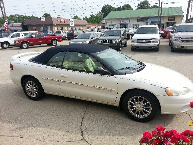 Chrysler Sebring 2001 photo 2