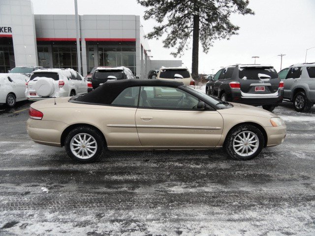 Chrysler Sebring 2001 photo 2