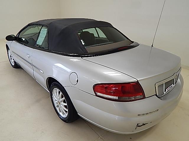 Chrysler Sebring 2001 photo 2