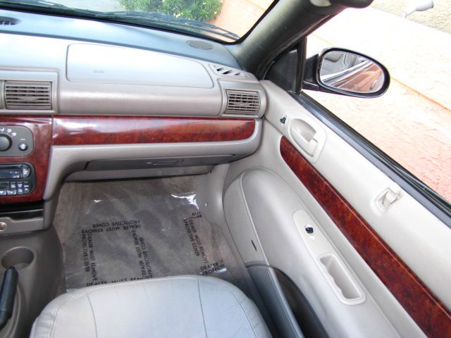 Chrysler Sebring 2001 photo 4