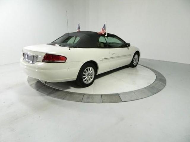 Chrysler Sebring 2002 photo 1