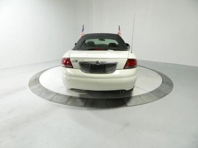 Chrysler Sebring 2002 photo 4