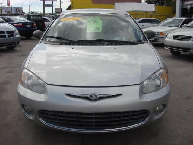 Chrysler Sebring 2002 photo 2