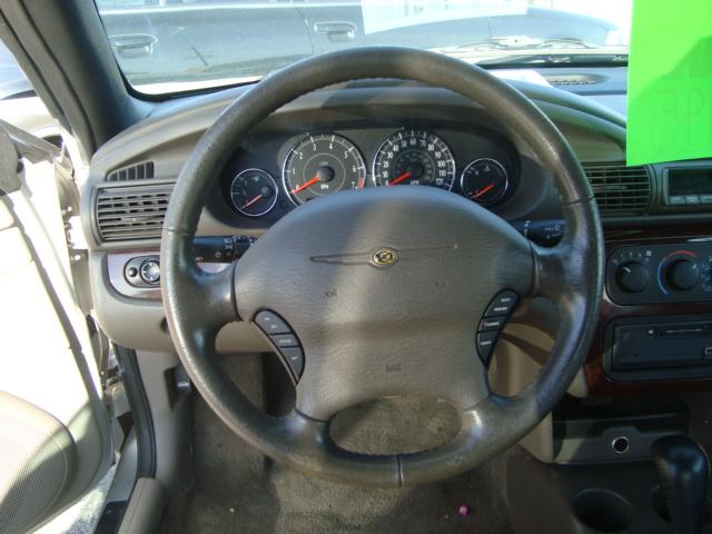 Chrysler Sebring 2002 photo 3