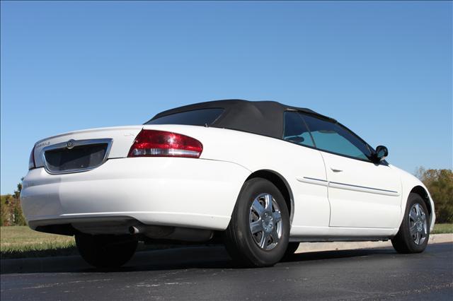 Chrysler Sebring 2002 photo 2