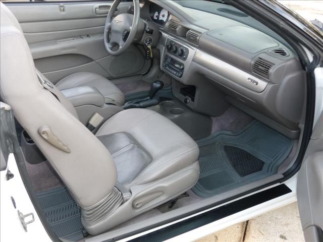 Chrysler Sebring 2002 photo 3