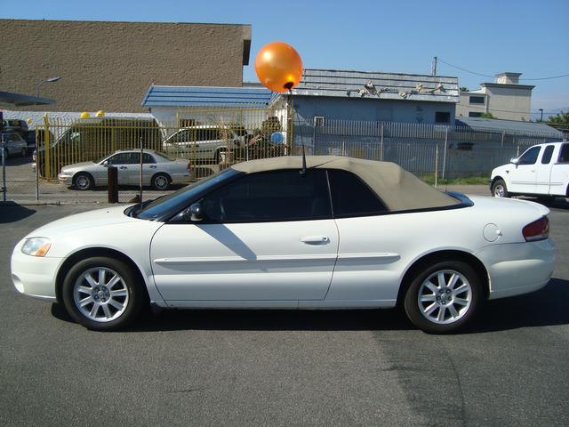 Chrysler Sebring 2002 photo 2