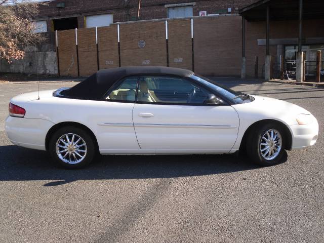 Chrysler Sebring 2002 photo 2