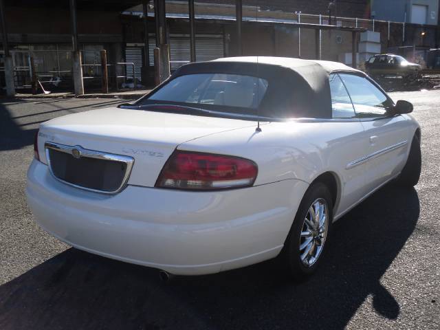 Chrysler Sebring 2002 photo 1