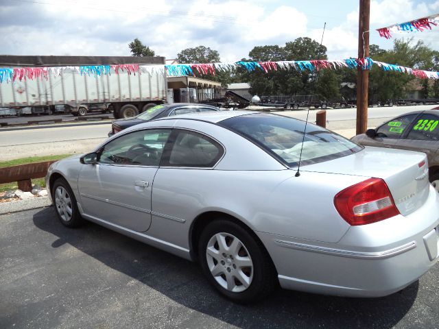 Chrysler Sebring 2003 photo 2