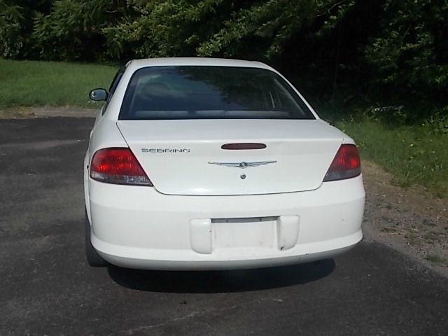 Chrysler Sebring 2004 photo 1