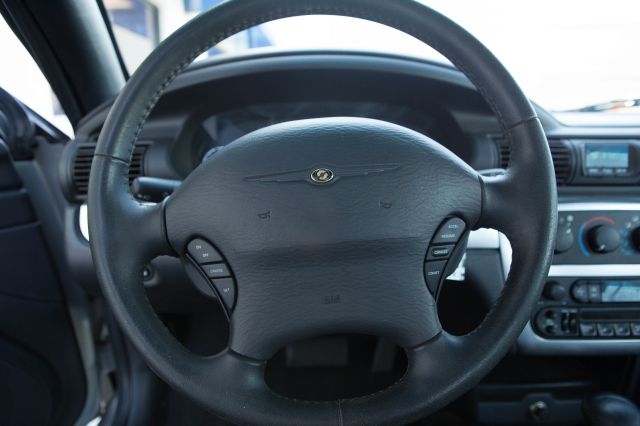 Chrysler Sebring 2004 photo 3