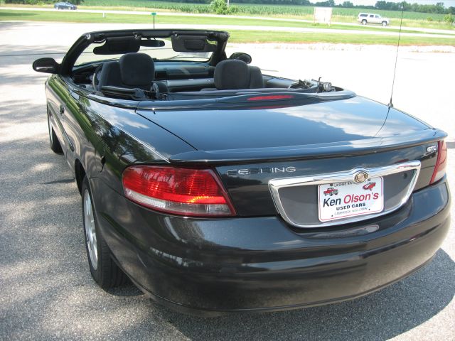 Chrysler Sebring 2004 photo 2