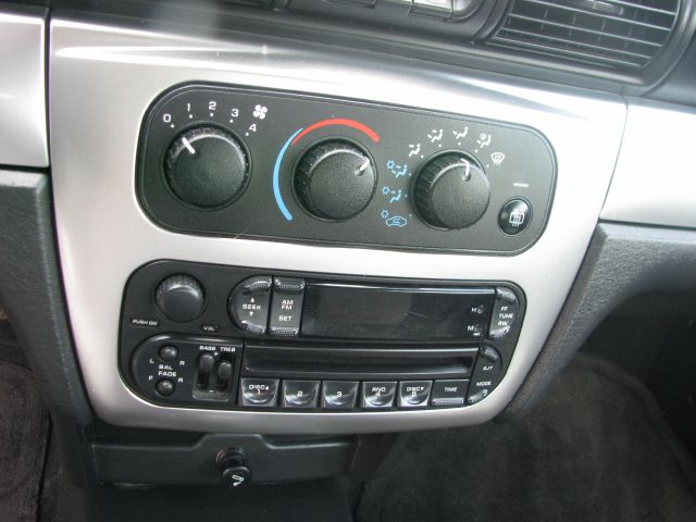 Chrysler Sebring 2004 photo 4