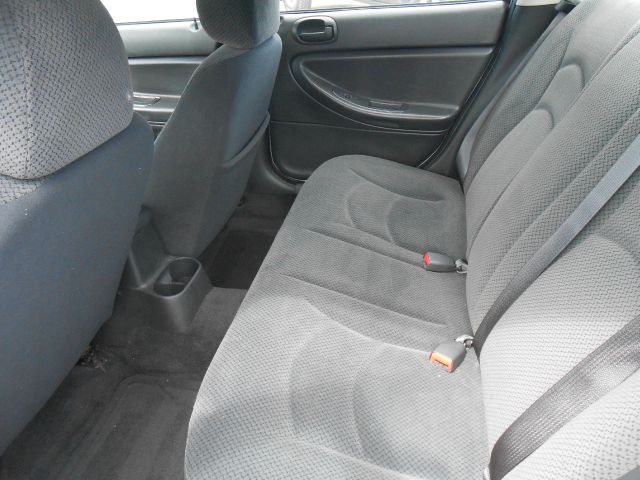 Chrysler Sebring 2004 photo 1