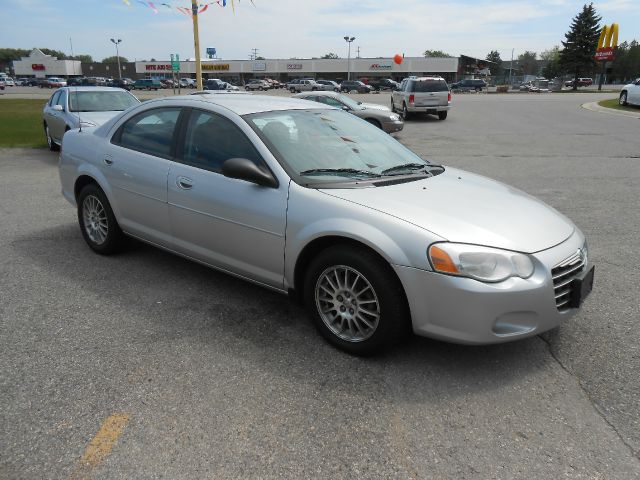 Chrysler Sebring 2004 photo 2